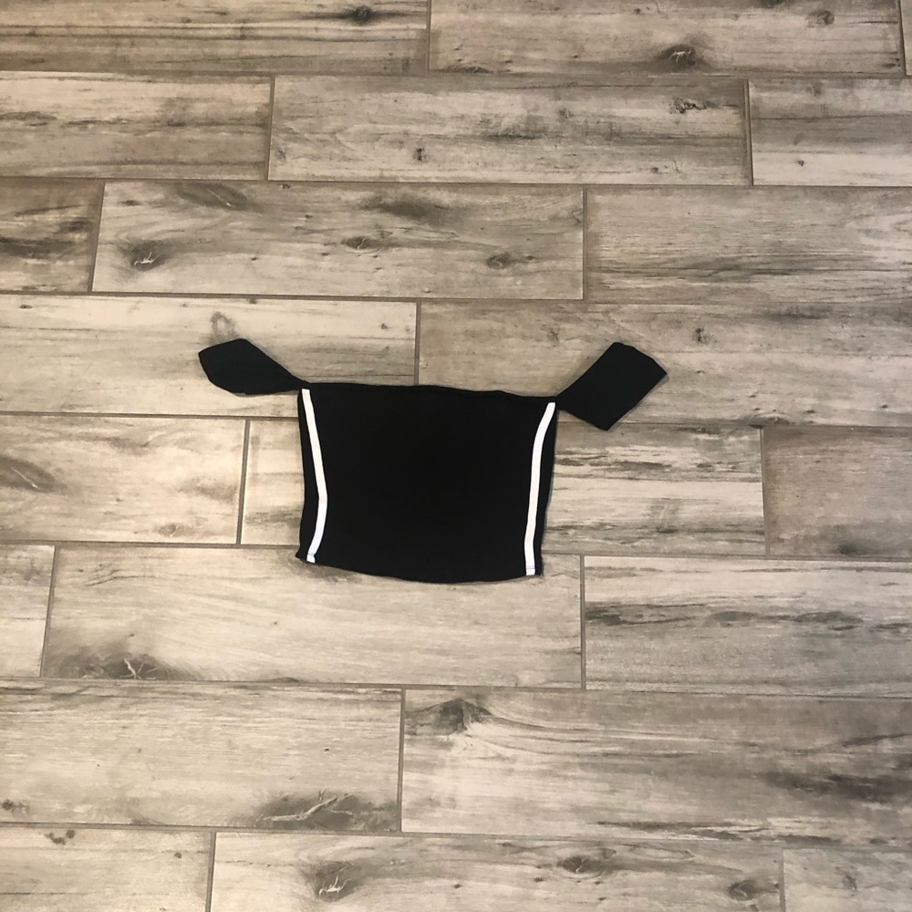 Black and white off the shoulders tube top